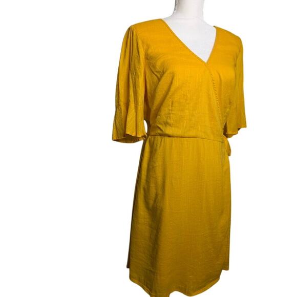 OLD NAVY Waist-defining Bell-Sleeve Faux-wrap Dress for Women yellow size M - Picture 2 of 14